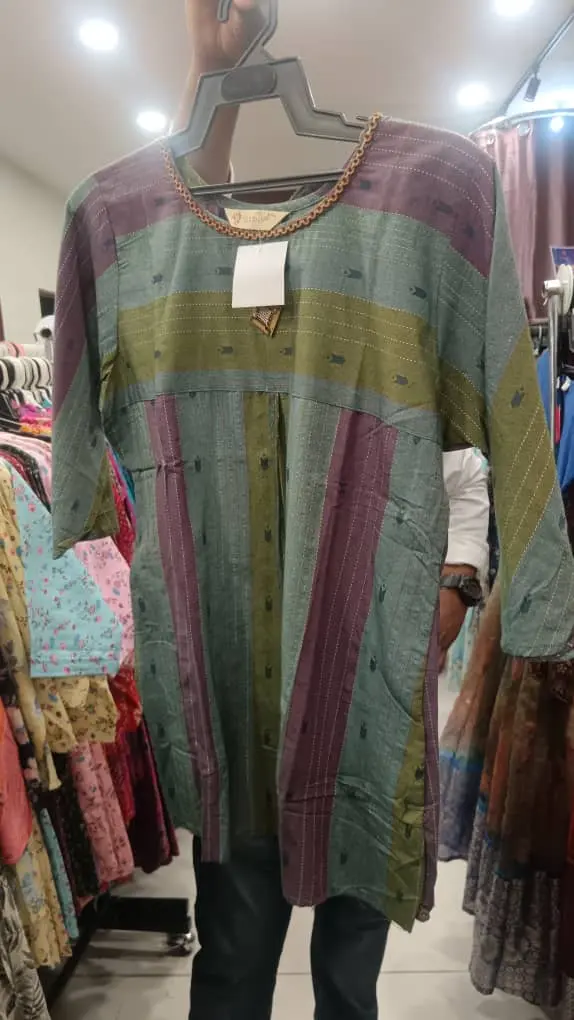 [AB8957] AP Laya short Kurti 6530022 DY